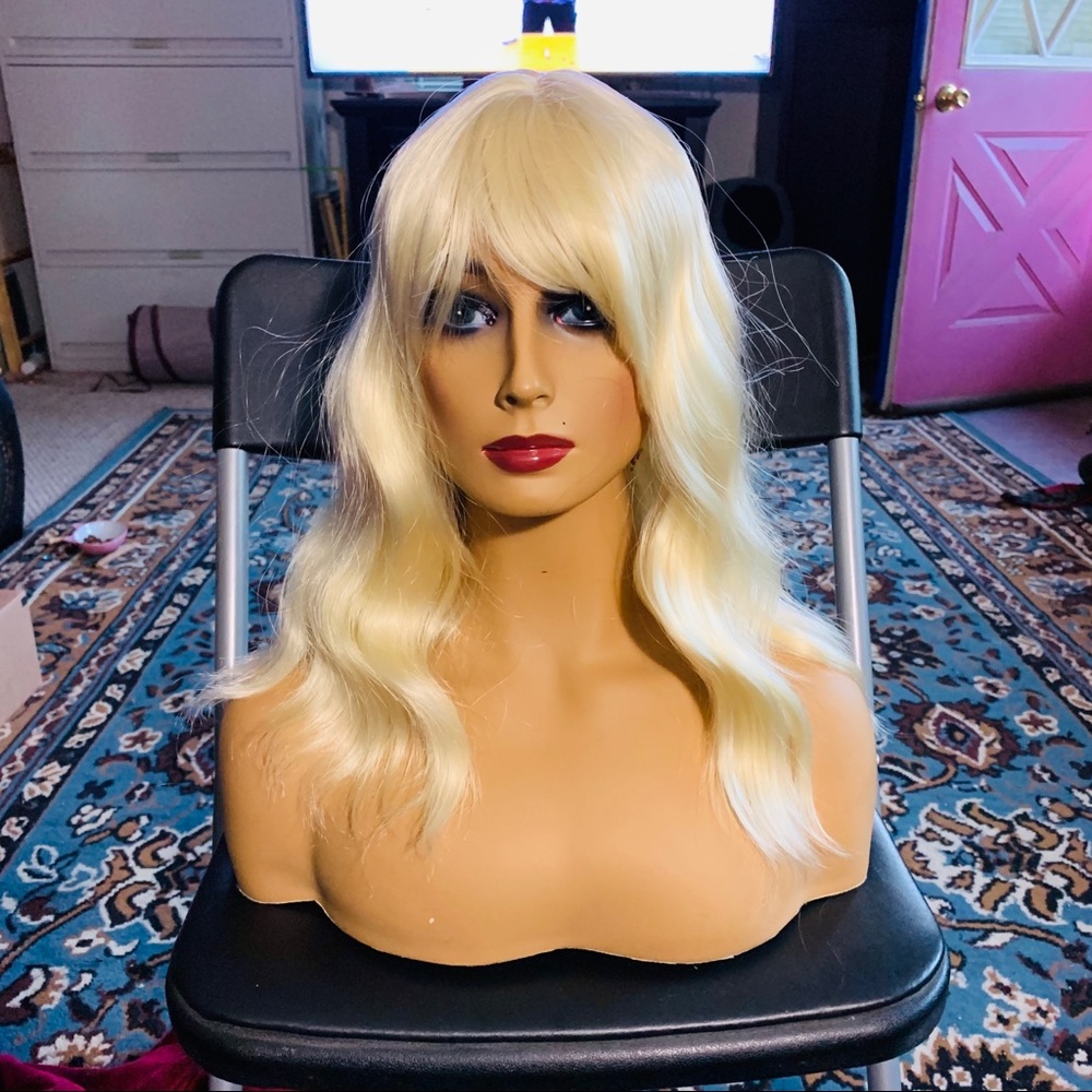 Beachy light blond wig